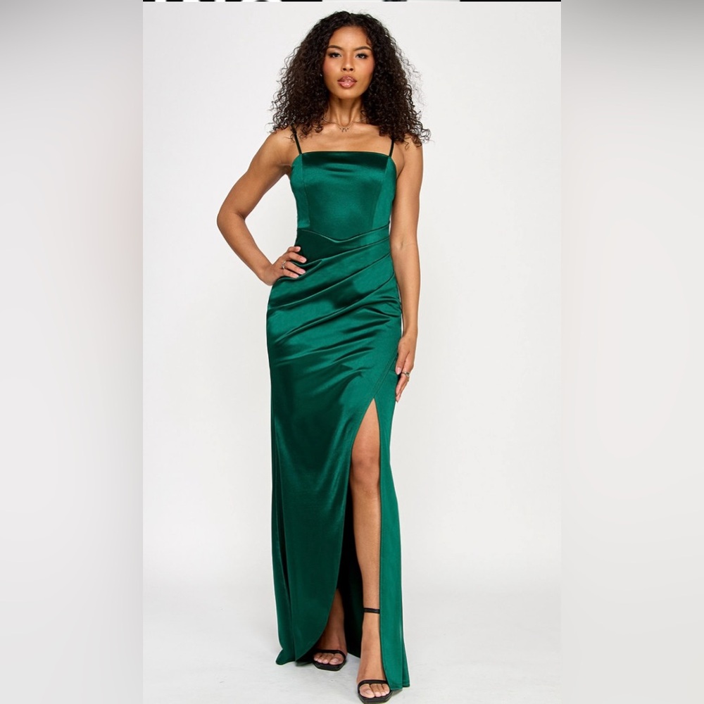 NWT $80 Elegant Green Satin Gown